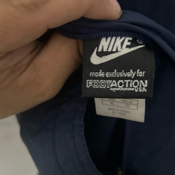 Nike Reversible 90’s Vintage puffy big logo swoosh mens jacket unisex size XL - Picture 11 of 16